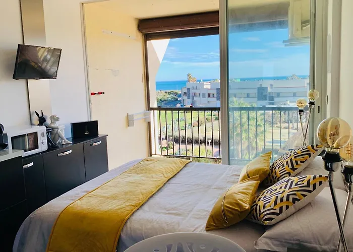 Bagatelle Naturiste Heliopolis Clim Ascenseur Vue Parking Privé Apartamento